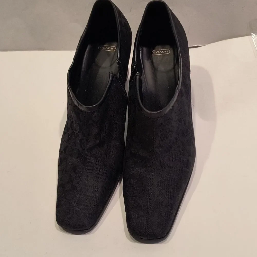 Coach Heels Women's - Picture 1 of 6